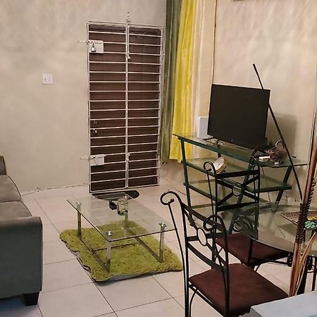 Spanish Town #1 Jacaranda Vacation Home מראה חיצוני תמונה